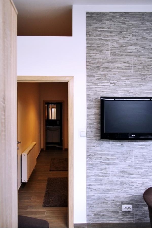 Rooms Fitea オシエク エクステリア 写真